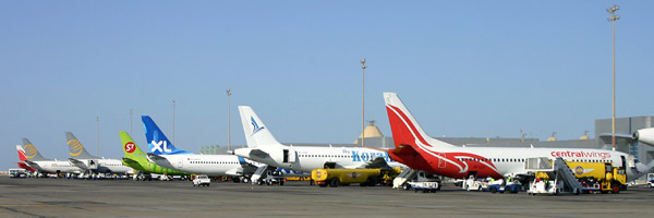 Webseite des Flughafens HURGHADA (�gypten): Flugplan aktuell, Karte, Fotos, Telefon.